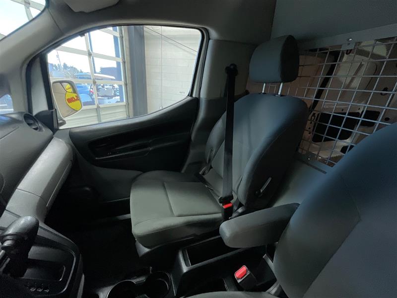 2021 NISSAN NV200 SV