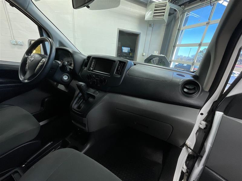 2021 NISSAN NV200 SV