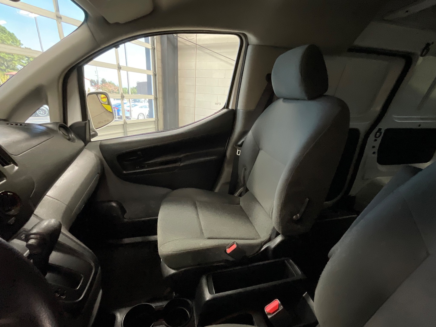 2020 Nissan NV200 SV photo 11