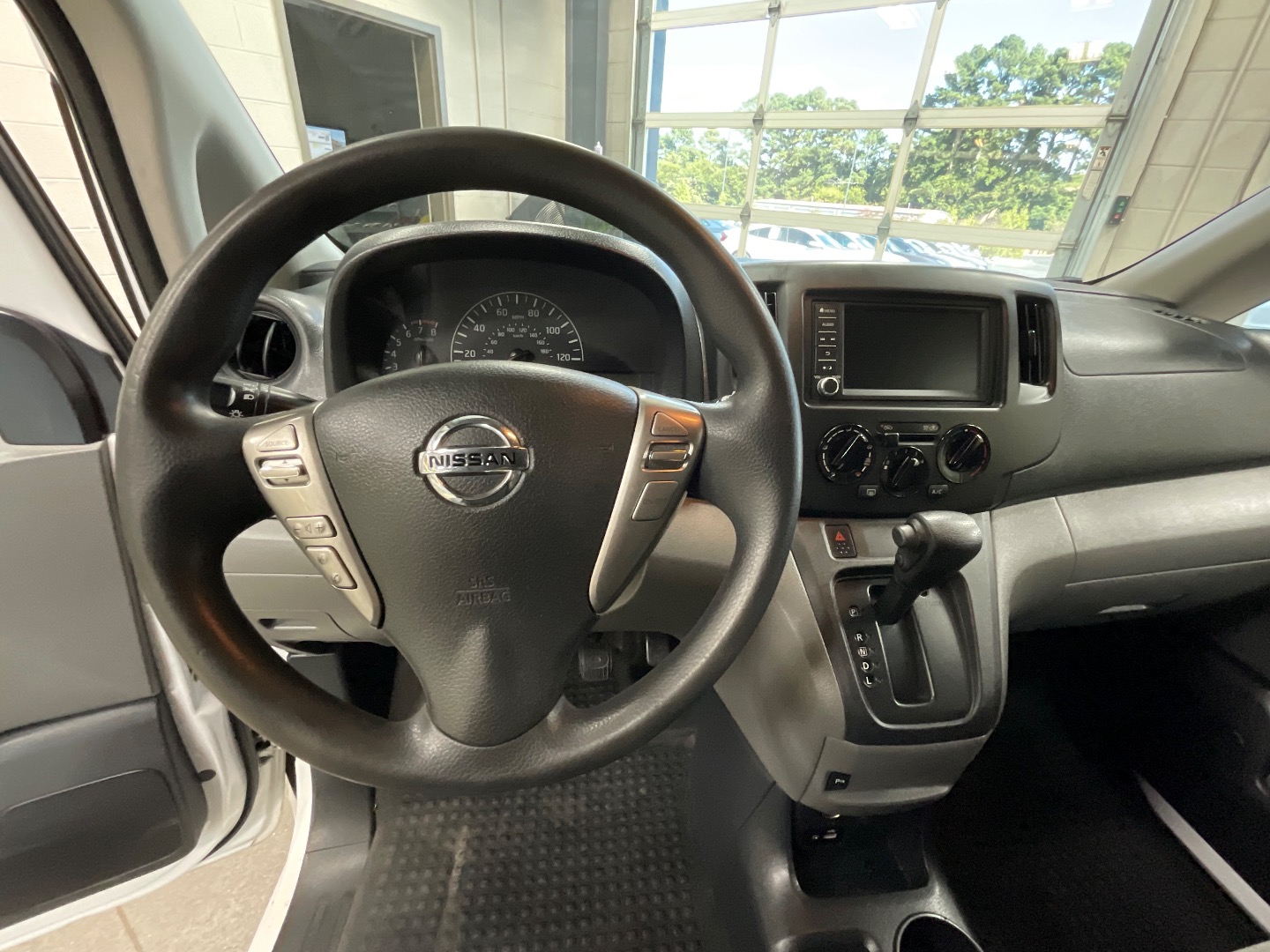 2020 Nissan NV200 SV photo 12