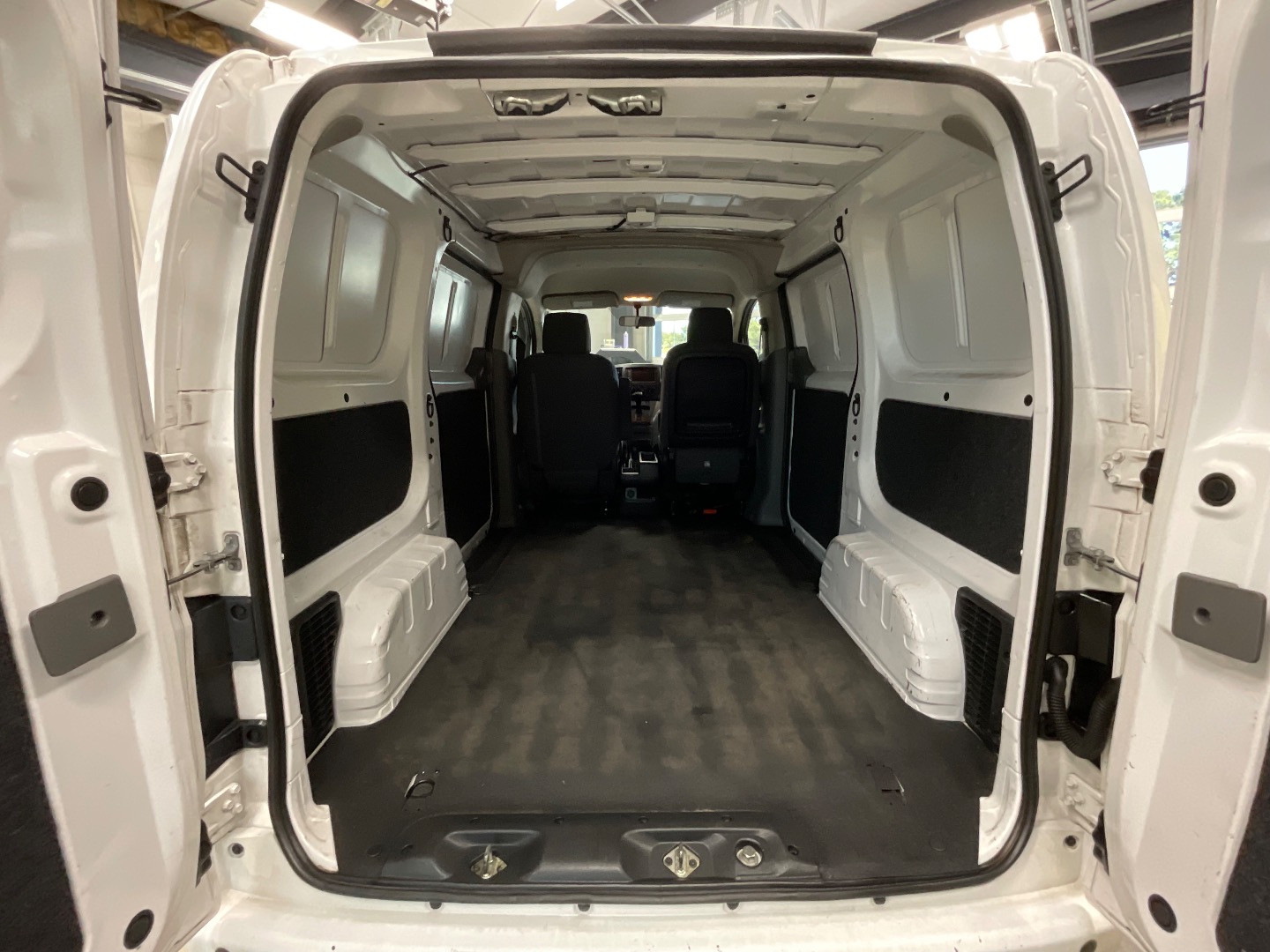 2020 Nissan NV200 SV photo 15