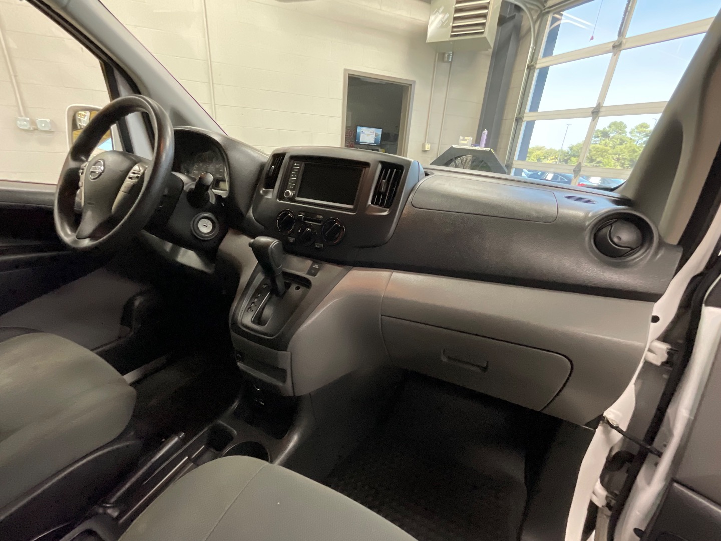 2020 Nissan NV200 SV photo 19