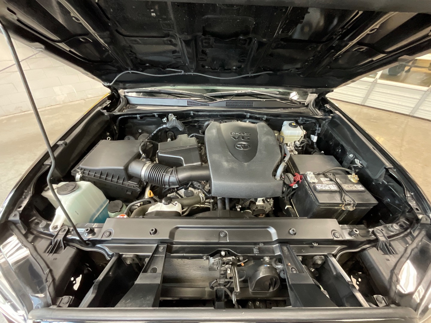 2022 Toyota Tacoma TRD photo 18