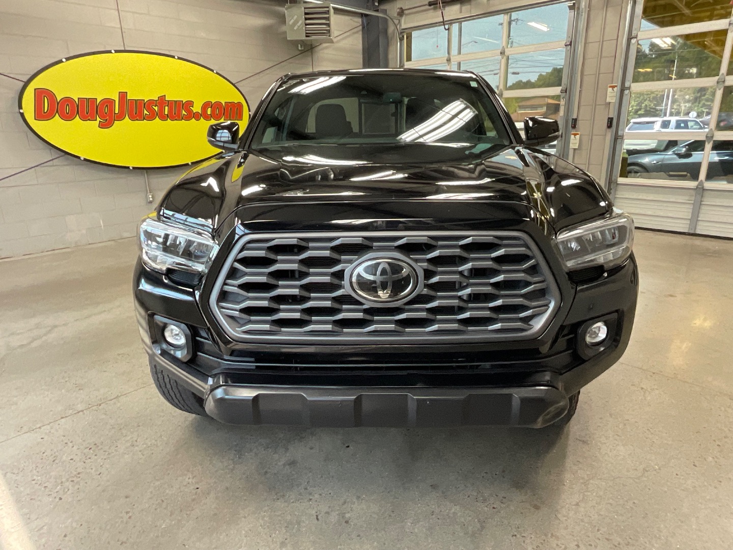 2022 Toyota Tacoma TRD photo 7