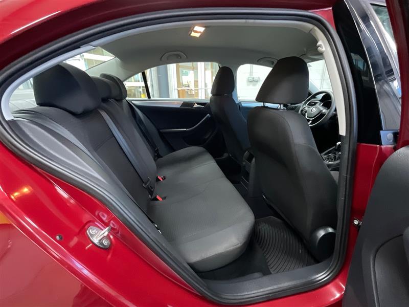 2016 VOLKSWAGEN JETTA 1.4T SE