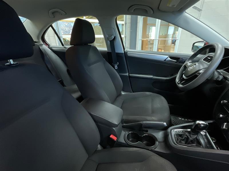 2016 VOLKSWAGEN JETTA 1.4T SE