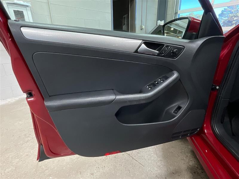 2016 VOLKSWAGEN JETTA 1.4T SE