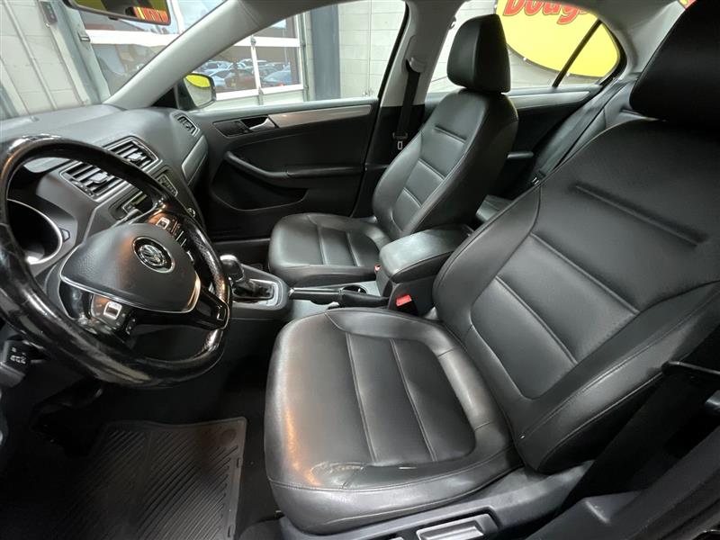 2017 VOLKSWAGEN JETTA 1.4T SE