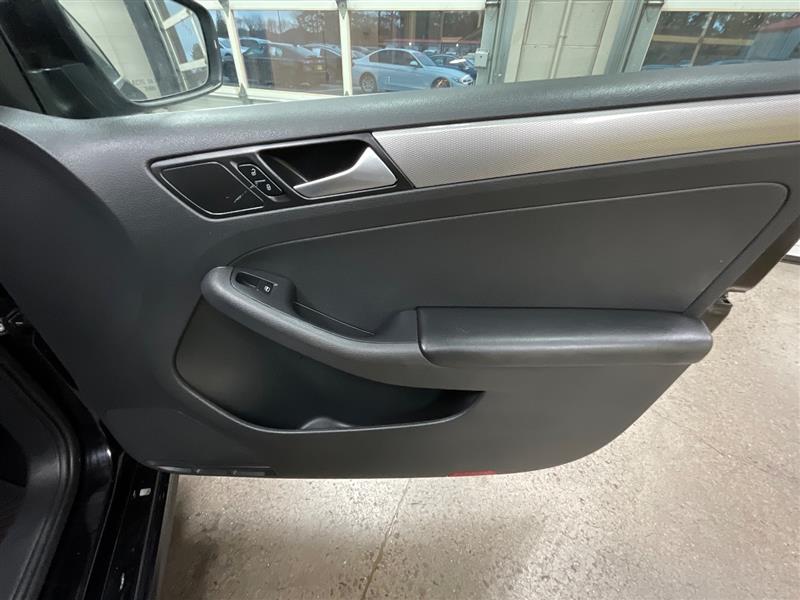 2017 VOLKSWAGEN JETTA 1.4T SE