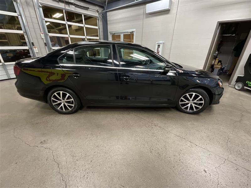 2017 VOLKSWAGEN JETTA 1.4T SE