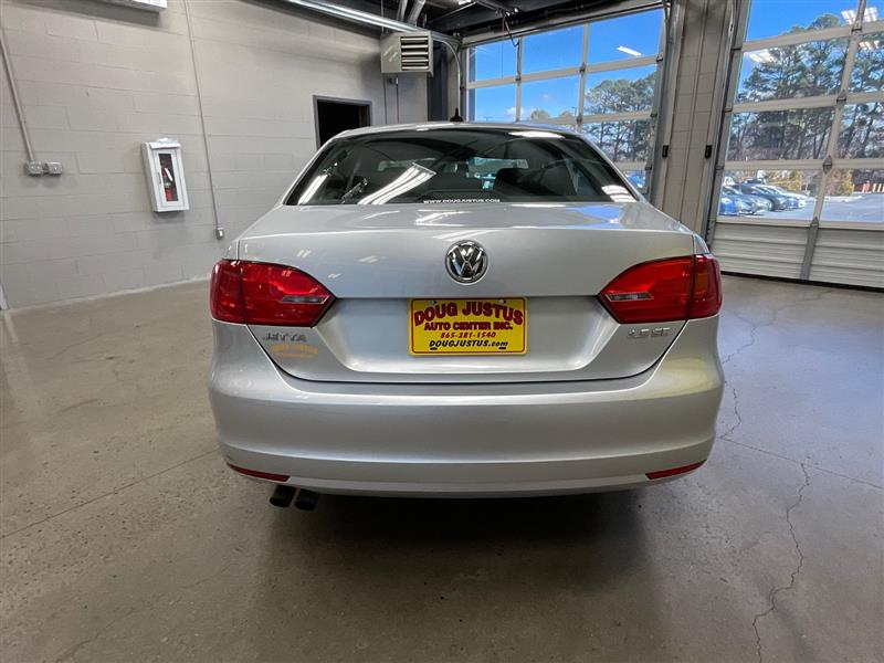 2013 VOLKSWAGEN JETTA SE