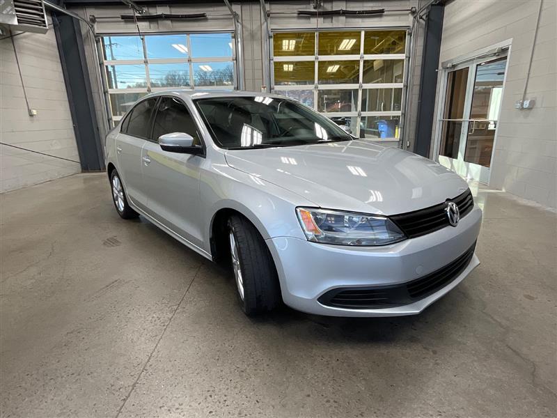 2012 VOLKSWAGEN JETTA SE