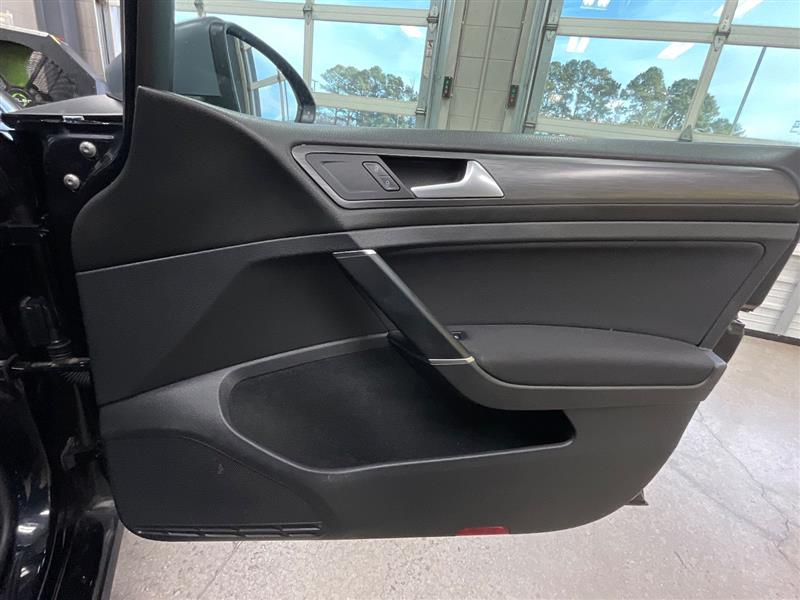 2019 VOLKSWAGEN GOLF SPORTWAGEN S