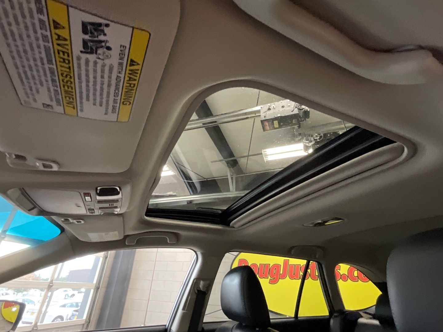 2017 Subaru Outback Limited photo 13