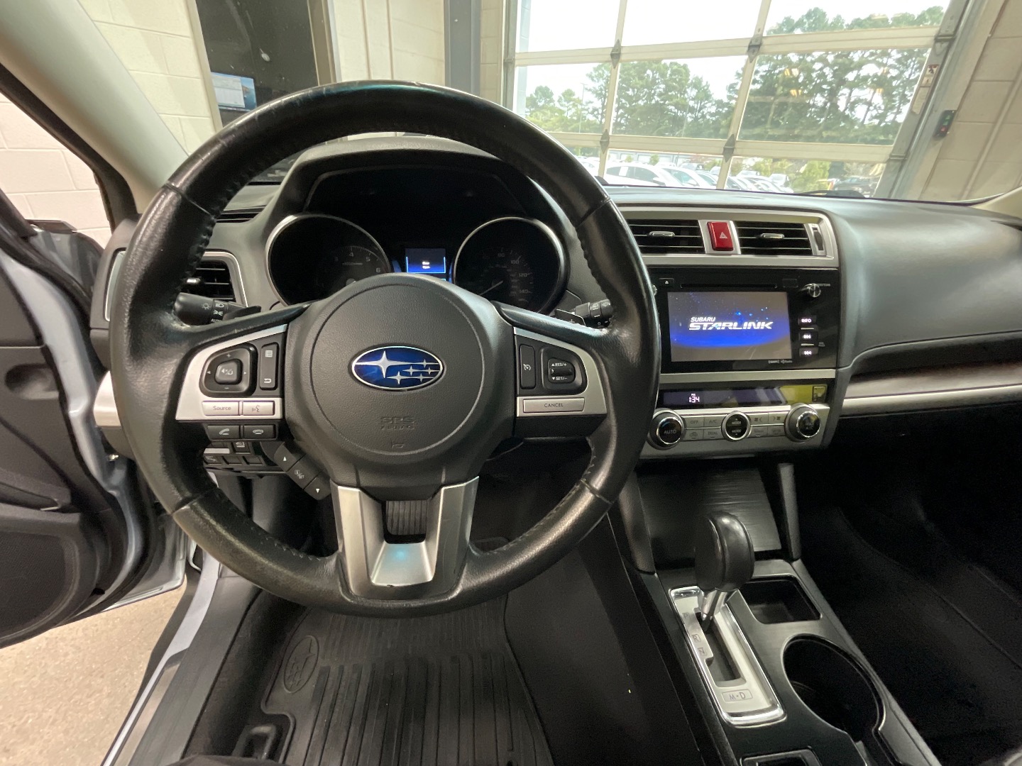 2017 Subaru Outback Limited photo 14