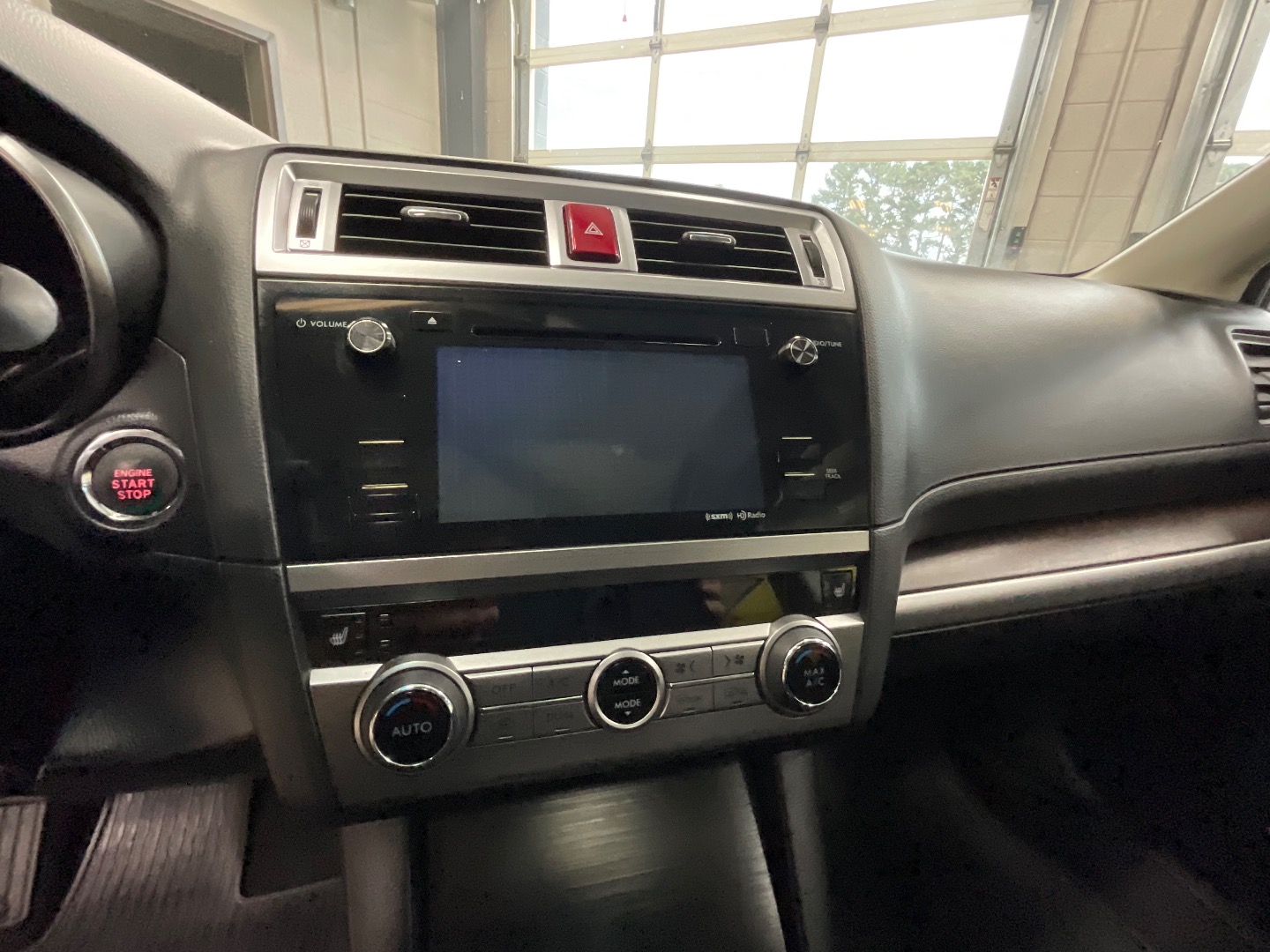 2017 Subaru Outback Limited photo 16