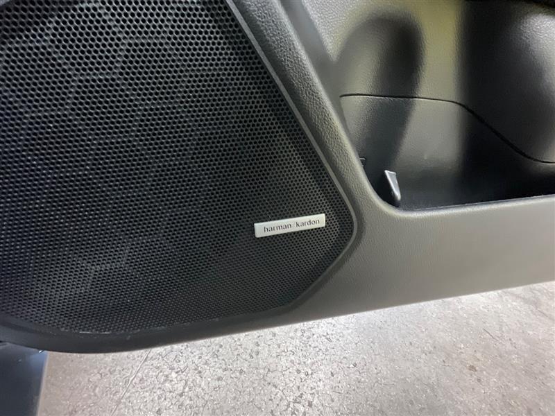 2017 SUBARU OUTBACK LIMITED