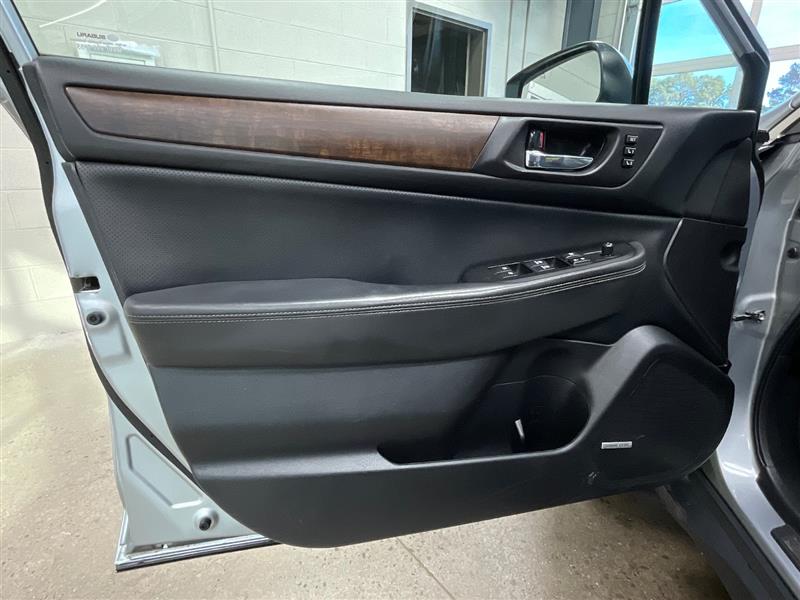 2017 SUBARU OUTBACK LIMITED