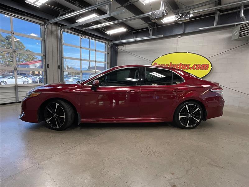 2018 TOYOTA CAMRY XSE