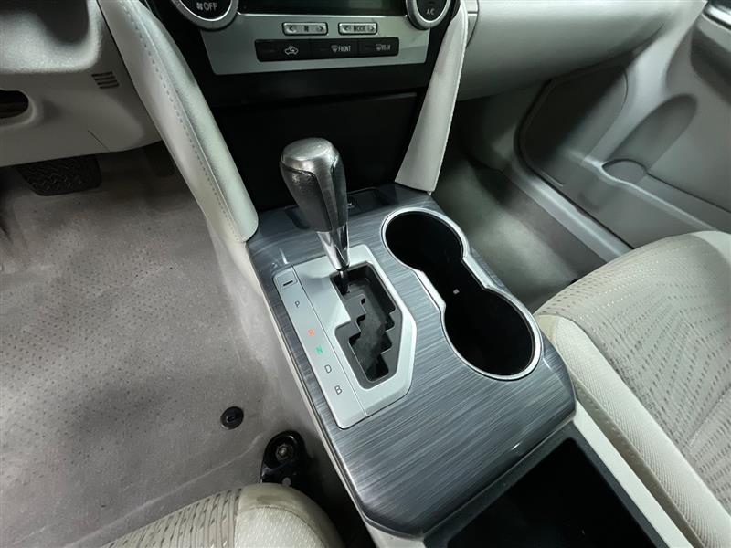 2012 TOYOTA CAMRY HYBRID XLE