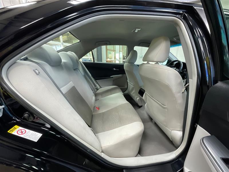 2012 TOYOTA CAMRY HYBRID XLE