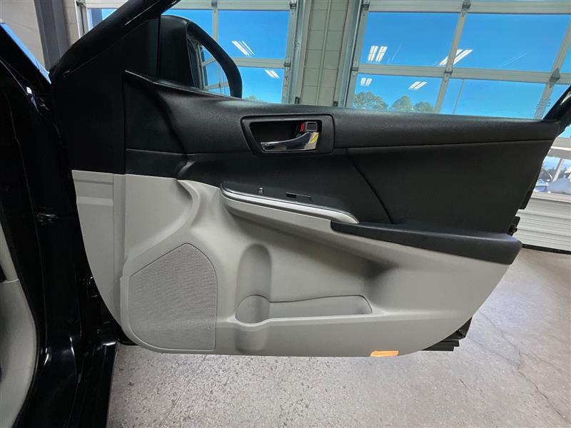 2012 TOYOTA CAMRY HYBRID XLE