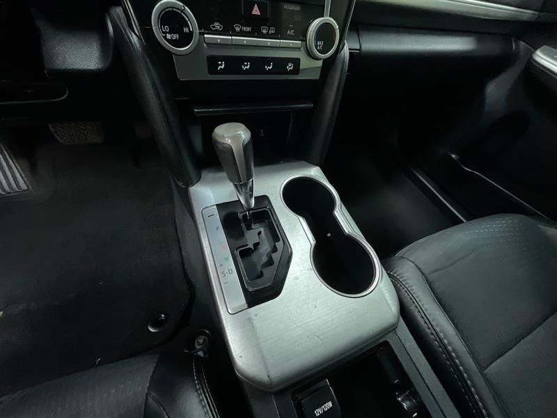 2012 TOYOTA CAMRY SE