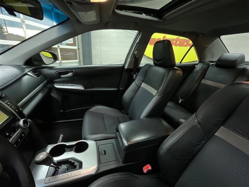 2013 TOYOTA CAMRY SE