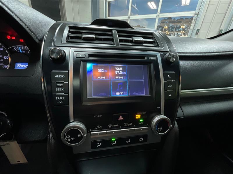 2013 TOYOTA CAMRY SE