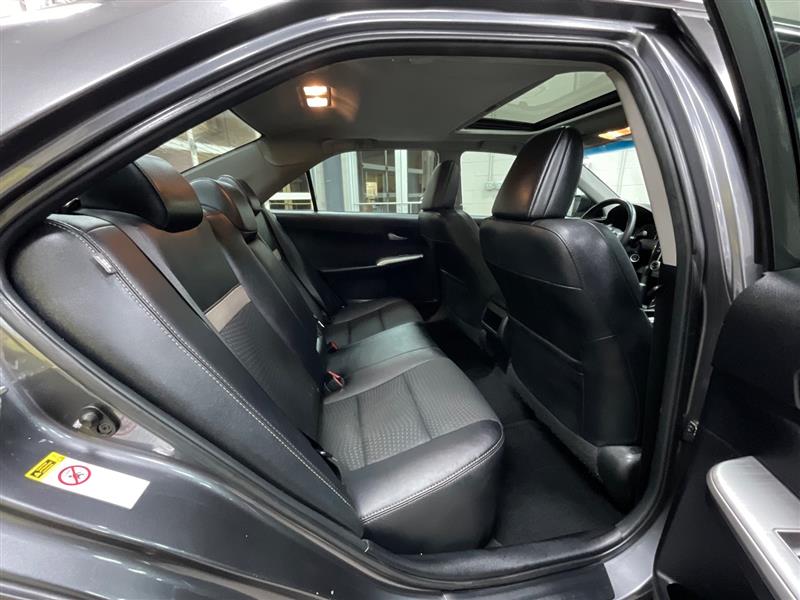 2013 TOYOTA CAMRY SE