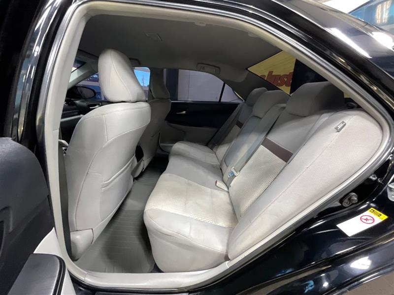 2013 TOYOTA CAMRY LE