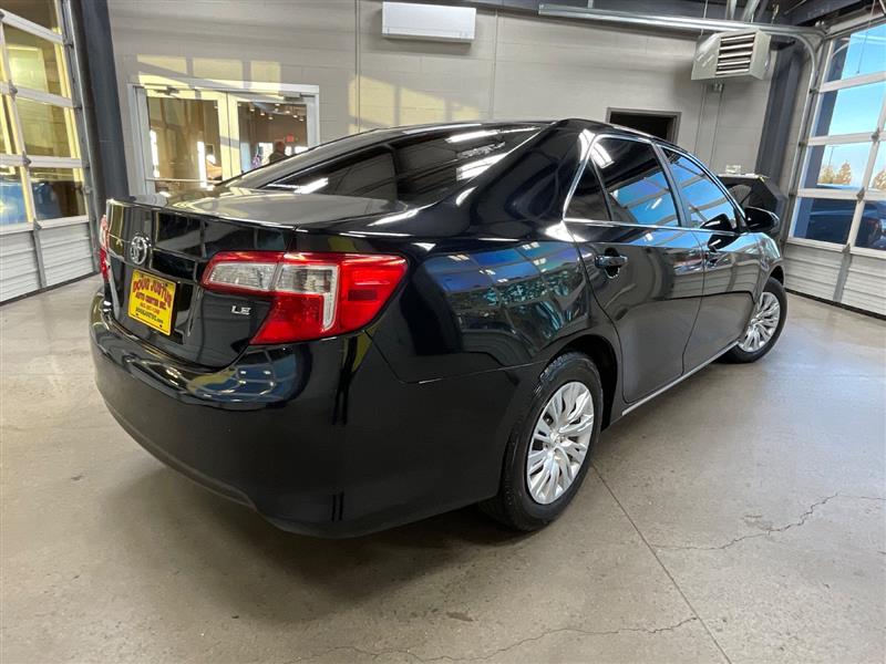 2013 TOYOTA CAMRY LE