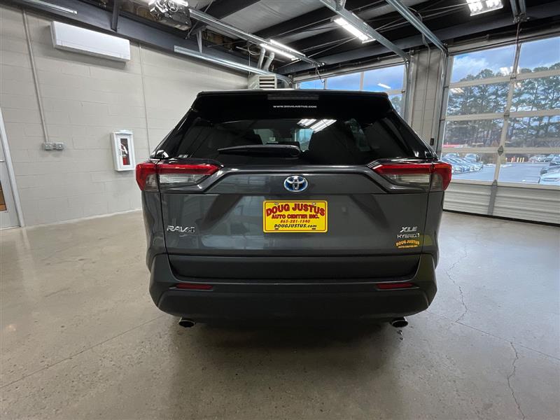 2021 TOYOTA RAV4 HYBRID XLE