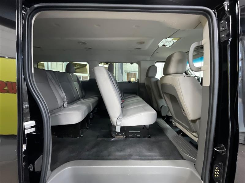 2017 NISSAN NV PASSENGER S