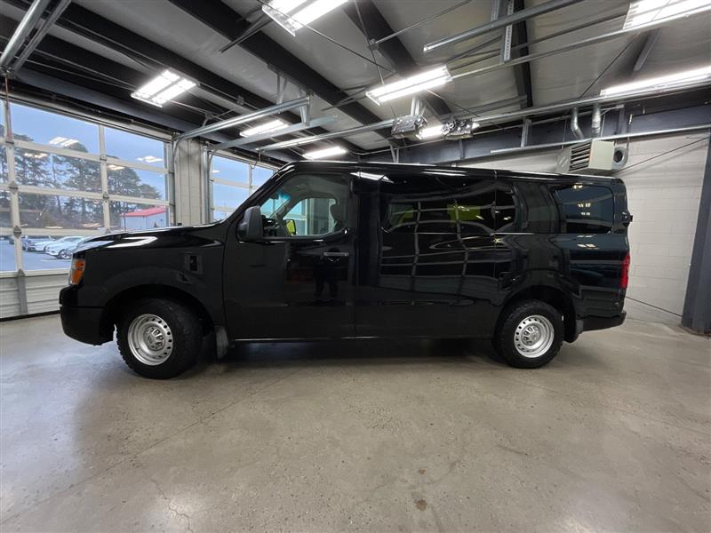 2017 NISSAN NV PASSENGER S