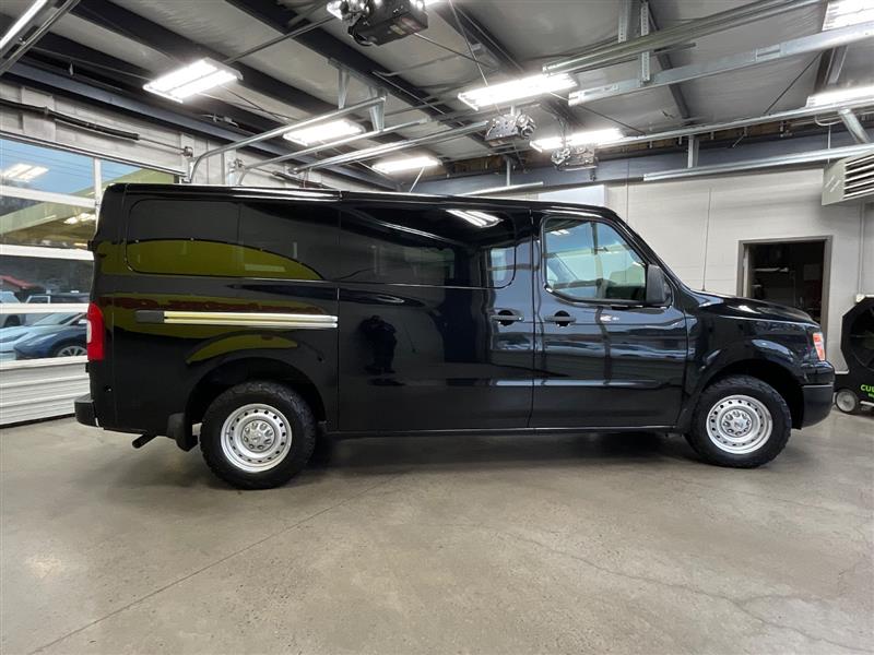 2017 NISSAN NV PASSENGER S