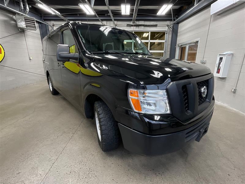 2017 NISSAN NV PASSENGER S