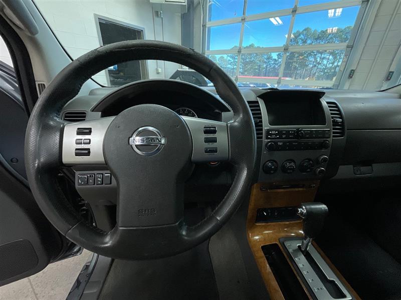 2007 NISSAN PATHFINDER LE