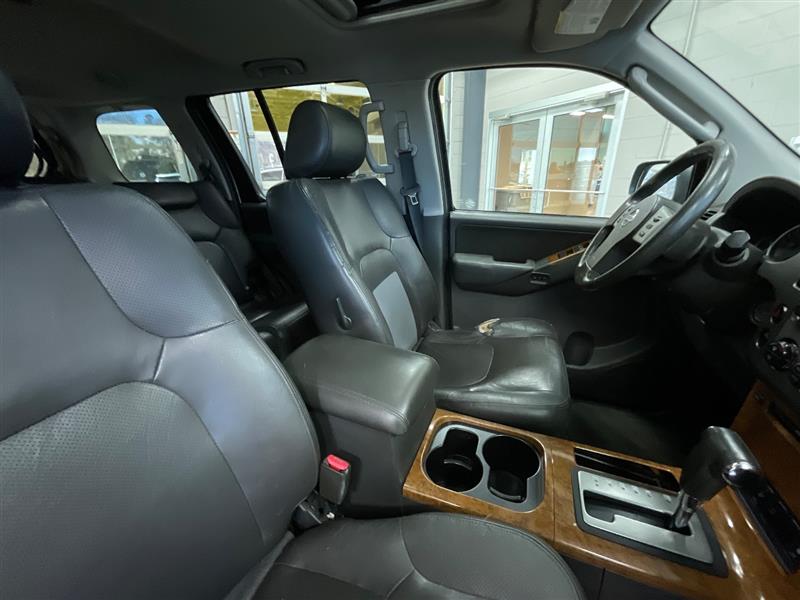 2007 NISSAN PATHFINDER LE
