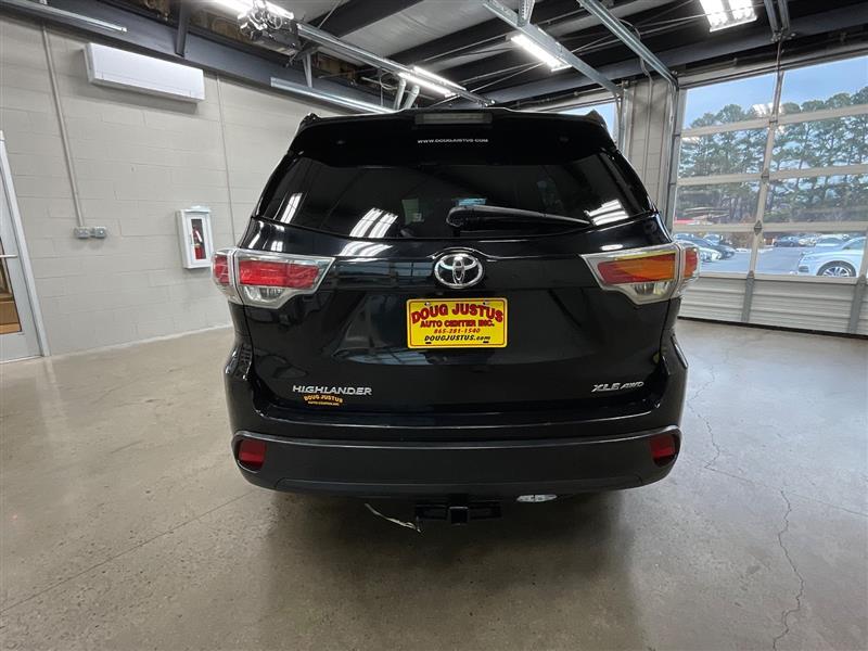 2015 TOYOTA HIGHLANDER XLE