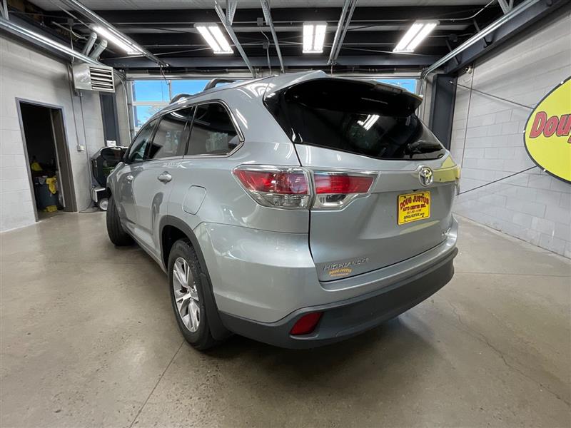 2015 TOYOTA HIGHLANDER XLE