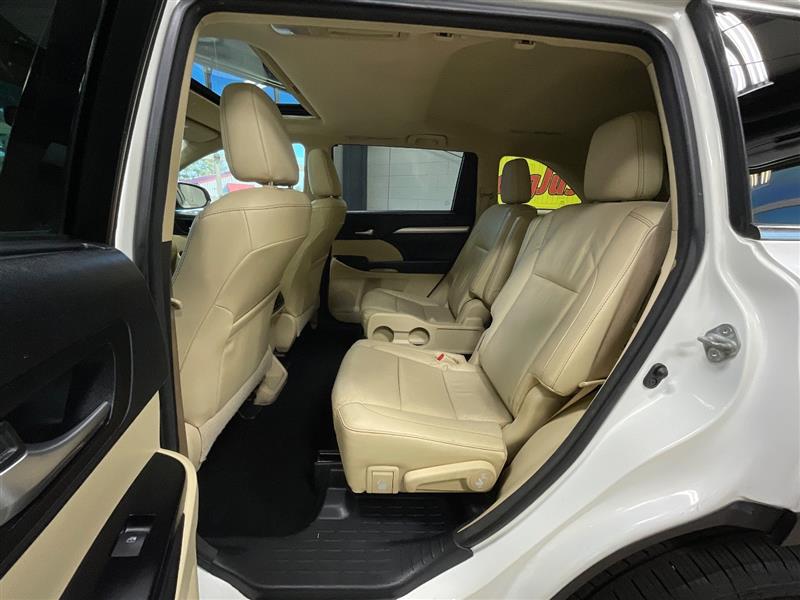 2015 TOYOTA HIGHLANDER XLE