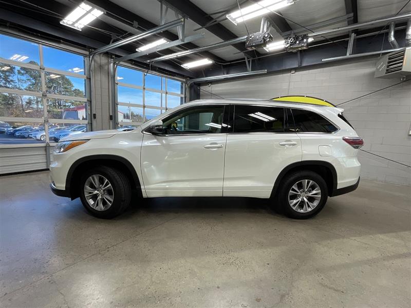 2015 TOYOTA HIGHLANDER XLE