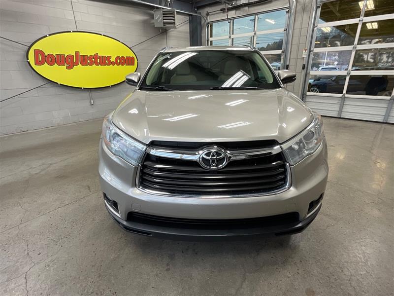 2016 TOYOTA HIGHLANDER XLE