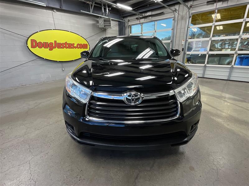 2014 TOYOTA HIGHLANDER LE