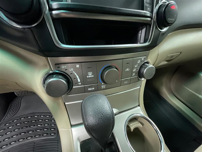 2013 TOYOTA HIGHLANDER 