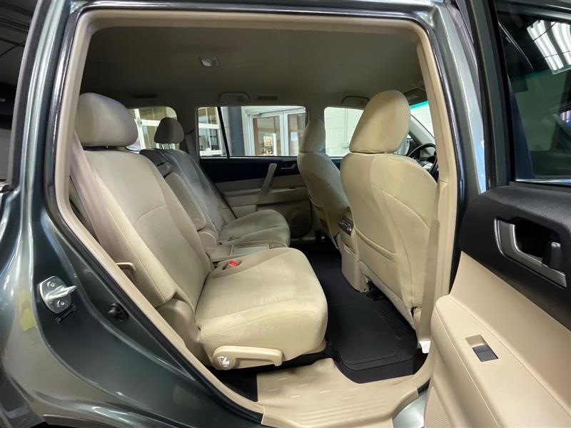 2013 TOYOTA HIGHLANDER 