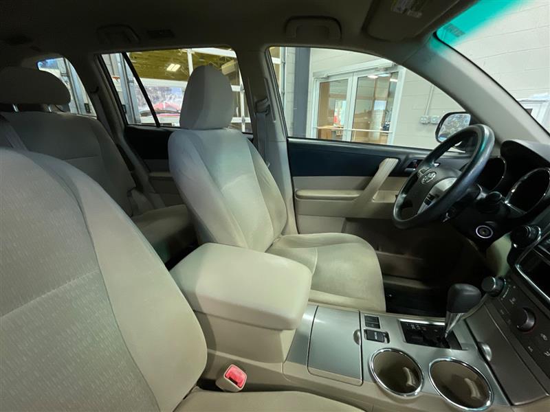 2013 TOYOTA HIGHLANDER 