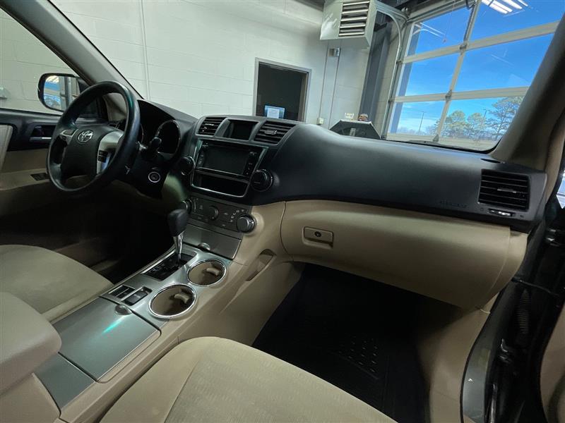 2013 TOYOTA HIGHLANDER 
