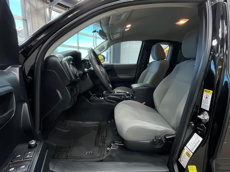 2017 TOYOTA TACOMA SR